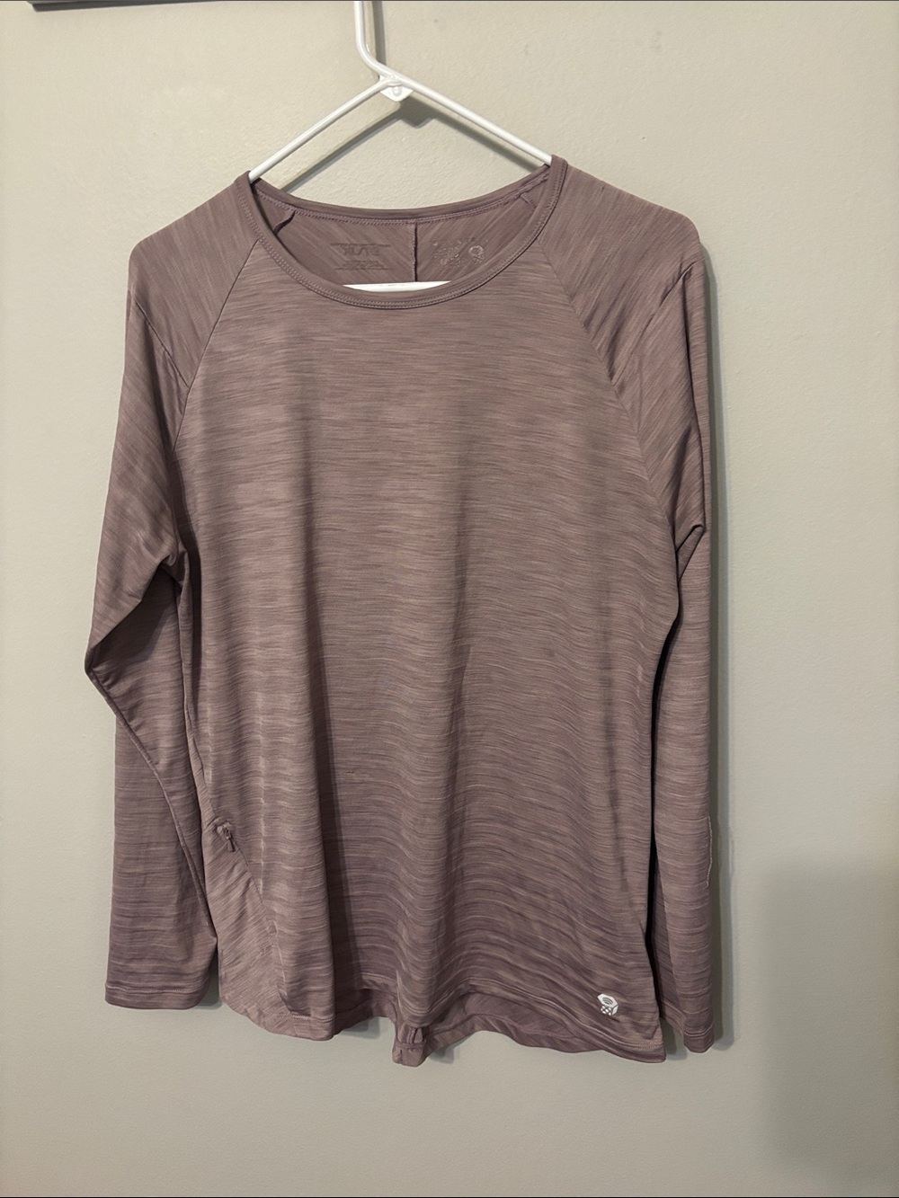 Mountain Hardware Long Sleeve Top in Dusty Mauve